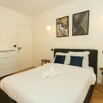 Bnbnova - Haussmann - 2br Near Champs-elysees Apartmán