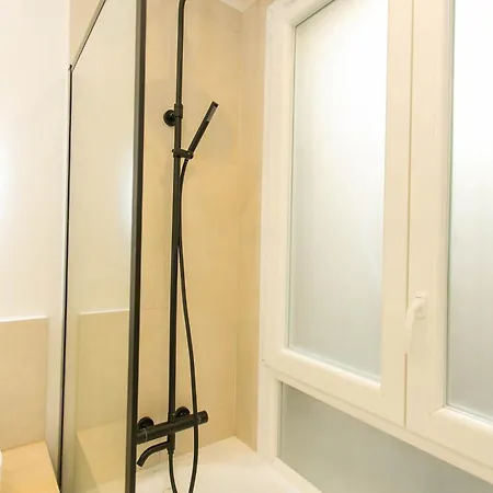 Bnbnova - Haussmann - 2br Near Champs-elysees 파리