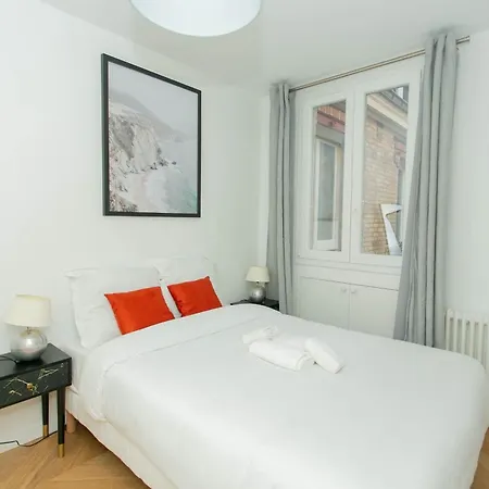 Bnbnova - Haussmann - 2br Near Champs-elysees